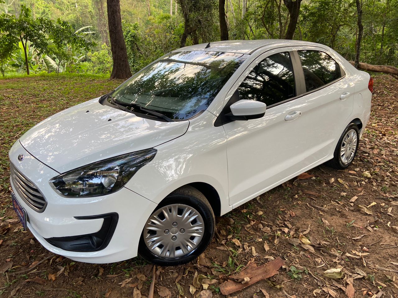 sedãs FORD VERONA Usados e Novos - Região de Ipatinga, MG